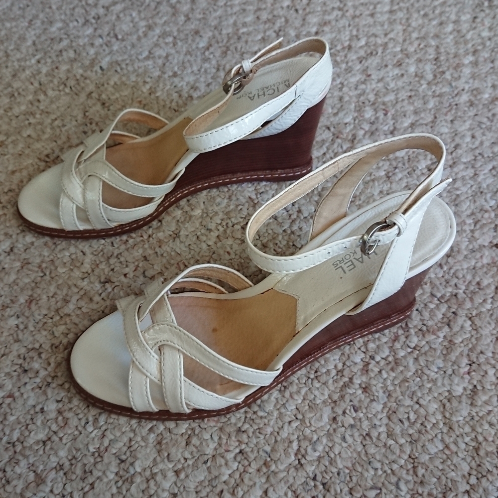 Michael Michael Kors white patent leather wedge sandals size 8M